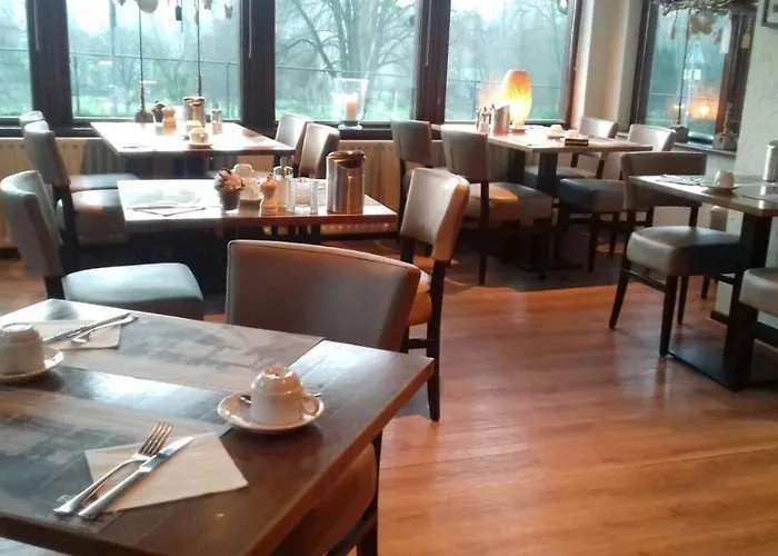 Euverem 2* غولبين